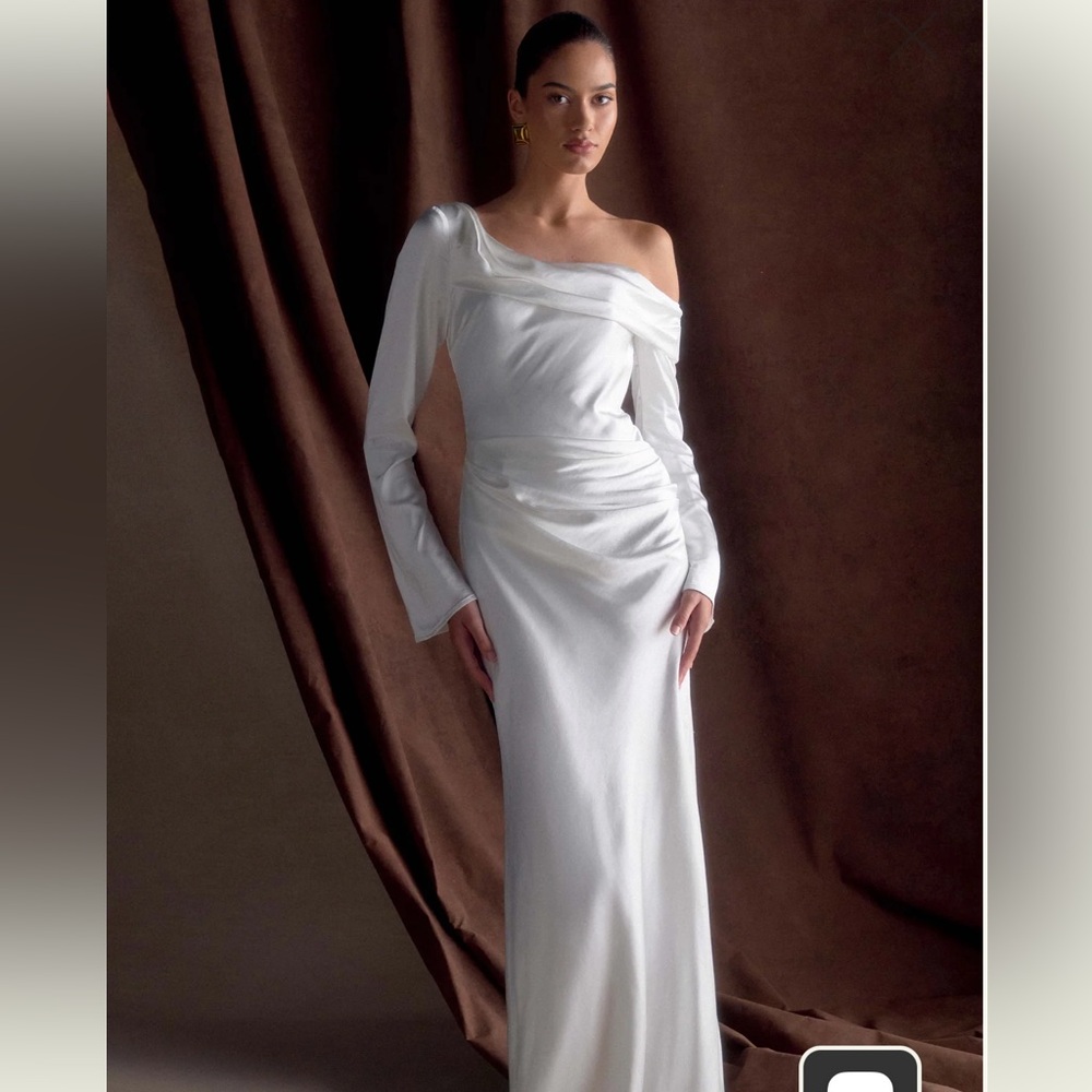 Meshki White Long Sleeve Dress